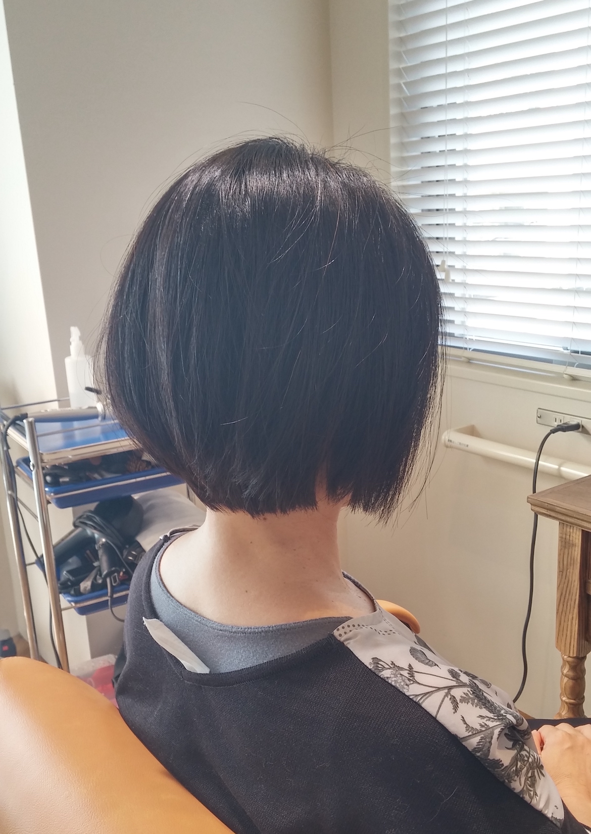 絶壁を解消するショートボブ Favour hair